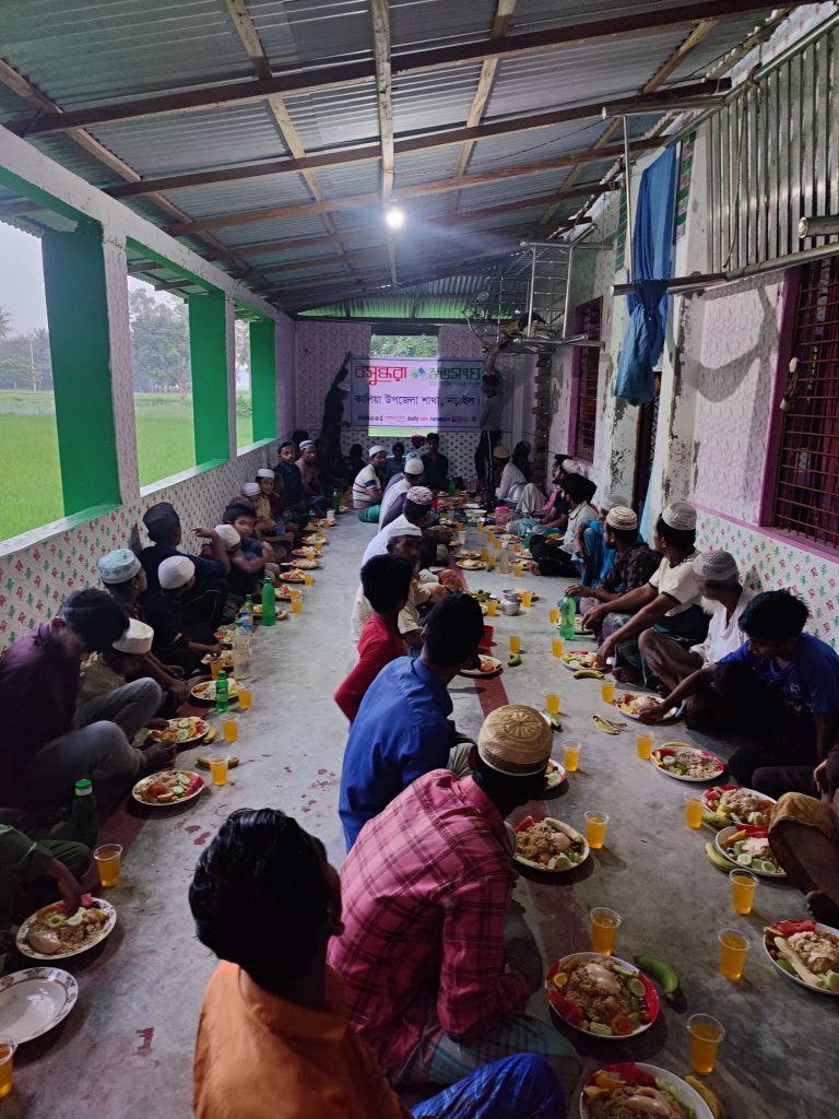 নড়াইলের কালিয়ায় সুবিধাবঞ্চিত মানুষদের নিয়ে বসুন্ধরা শুভসংঘের